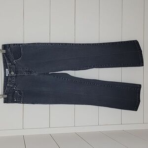 CATO size 4 jeans medium blue wash denim cropped flare